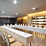 Отель Golden Tulip