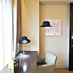 Отель Golden Tulip Сан-Жуан-да-Мадейра