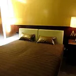 Golden Tulip