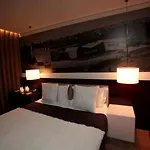 Hotel Golden Tulip 4*