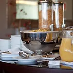 Golden Tulip Сан-Жуан-да-Мадейра
