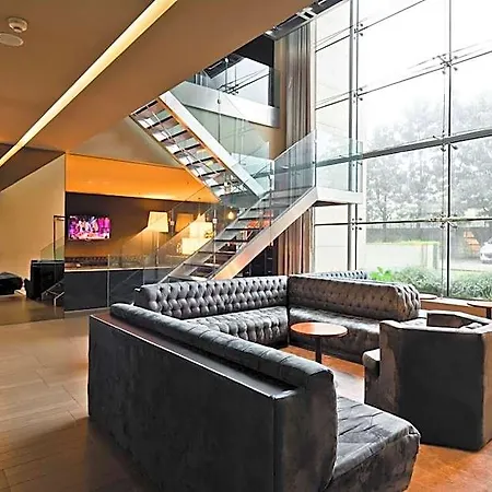 Golden Tulip Hotel