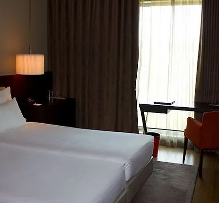 Szálloda Golden Tulip 4*