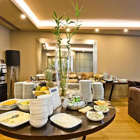 Hotel Golden Tulip