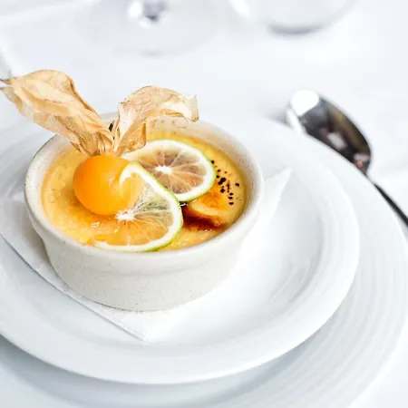 Golden Tulip ホテル 4*