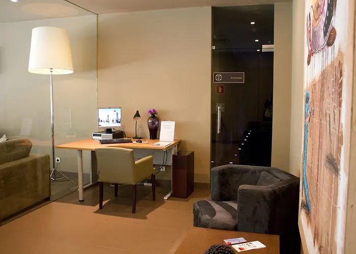 Golden Tulip Hotel São João da Madeira